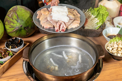 會買丨在90000㎡的璀璨燈光下購物是什么體驗